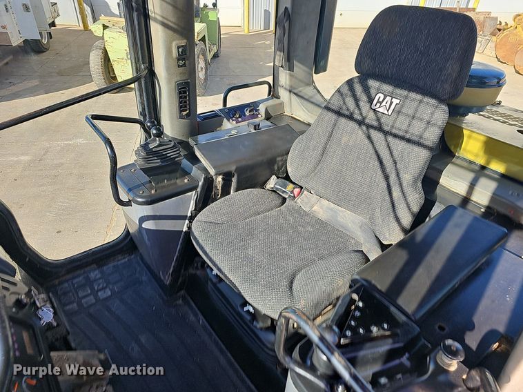 image for item NP9092 2007 Caterpillar 953C  track loader