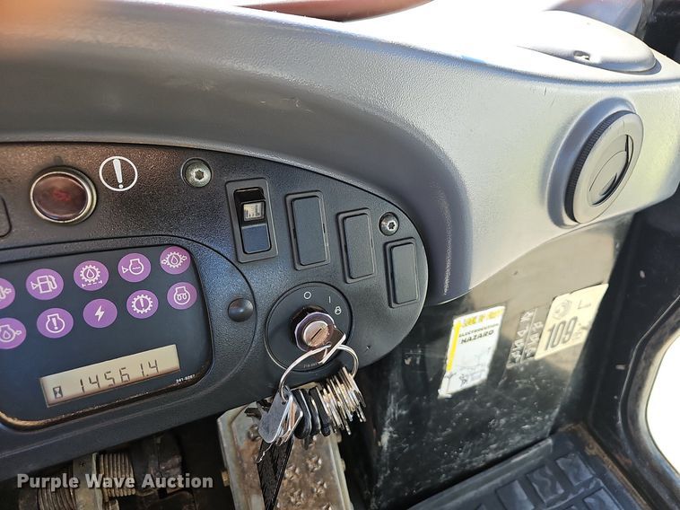 image for item NP9092 2007 Caterpillar 953C  track loader