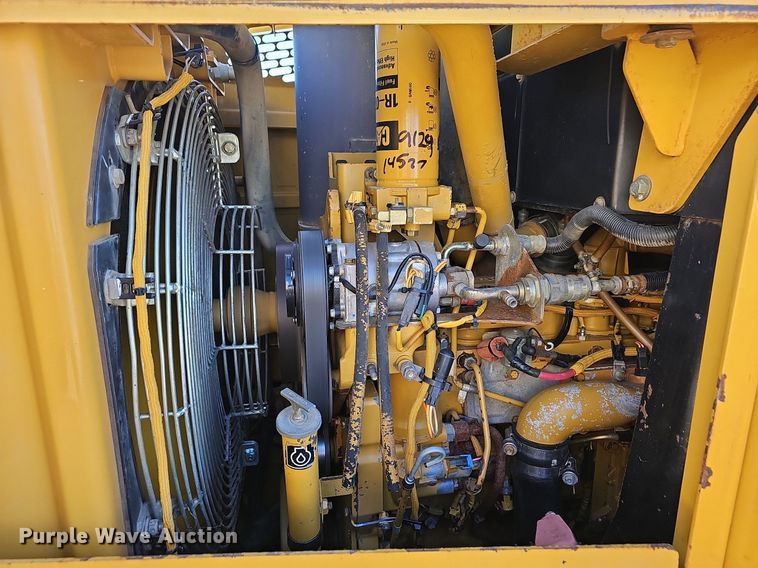 image for item NP9092 2007 Caterpillar 953C  track loader