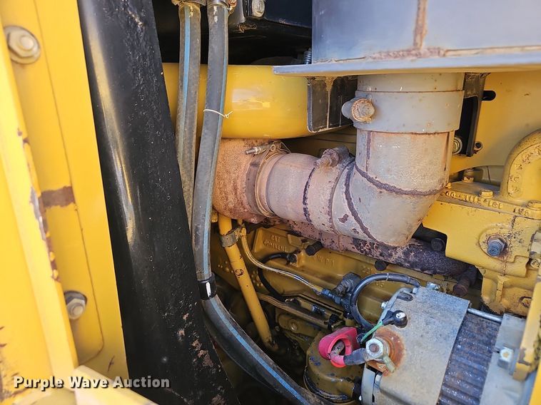 image for item NP9092 2007 Caterpillar 953C  track loader