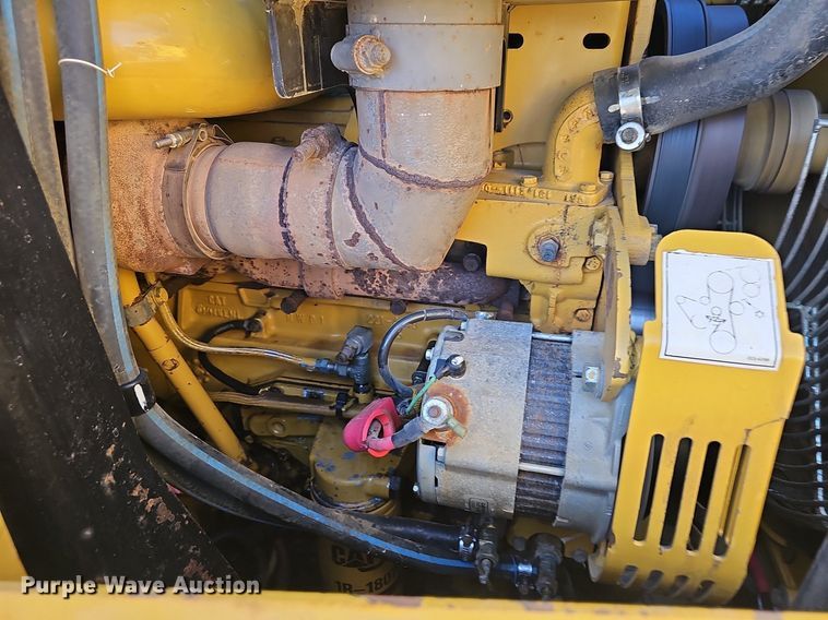 image for item NP9092 2007 Caterpillar 953C  track loader