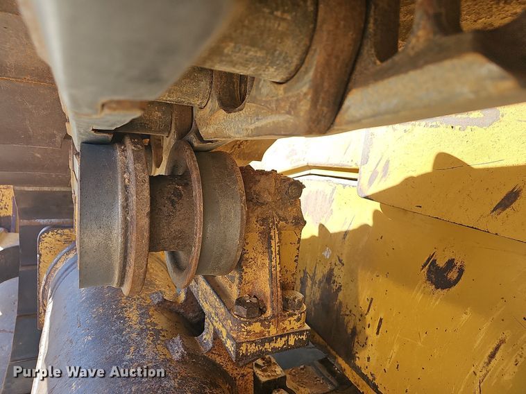 image for item NP9093 2012 Caterpillar D6T XW  dozer