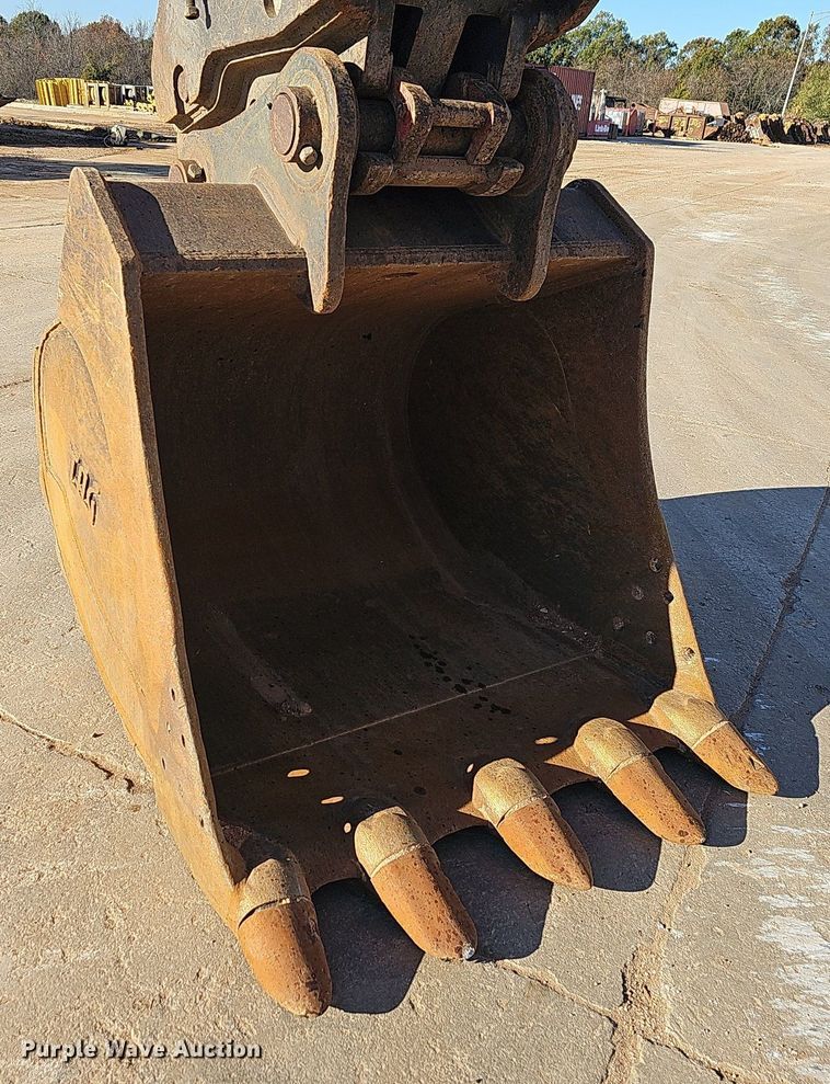 image for item NP9094 Hitachi ZX350LC-6N  excavator