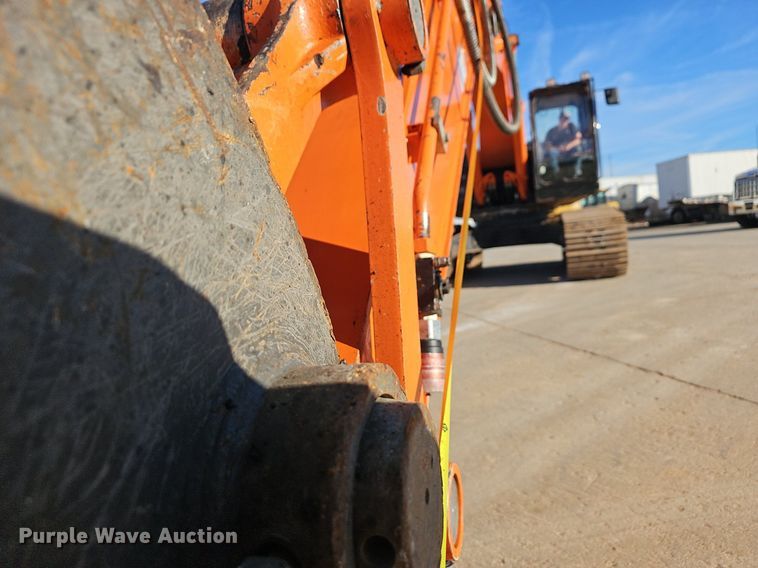 image for item NP9094 Hitachi ZX350LC-6N  excavator