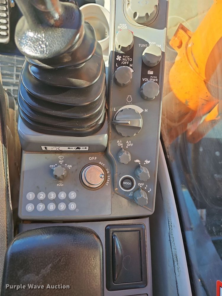 image for item NP9094 Hitachi ZX350LC-6N  excavator