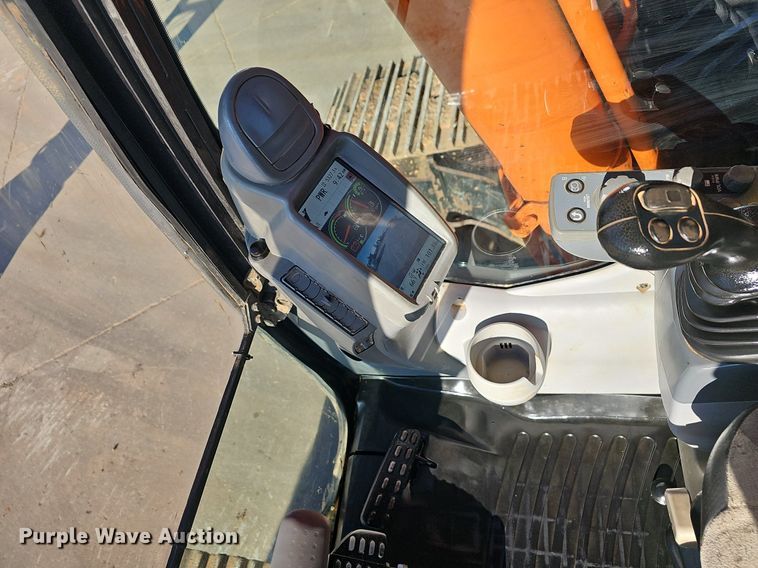 image for item NP9094 Hitachi ZX350LC-6N  excavator