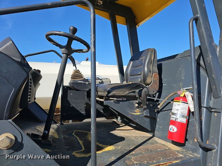 image for item NP9102 2012 Bomag BW213PDH-40  single drum vibratory roller