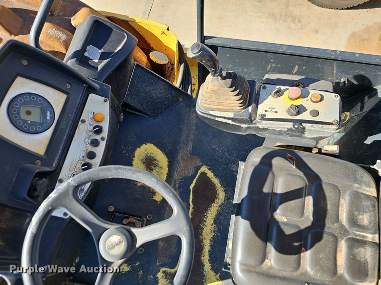 image for item NP9102 2012 Bomag BW213PDH-40  single drum vibratory roller