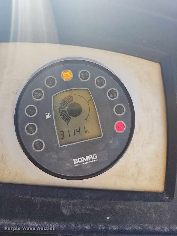 image for item NP9102 2012 Bomag BW213PDH-40  single drum vibratory roller