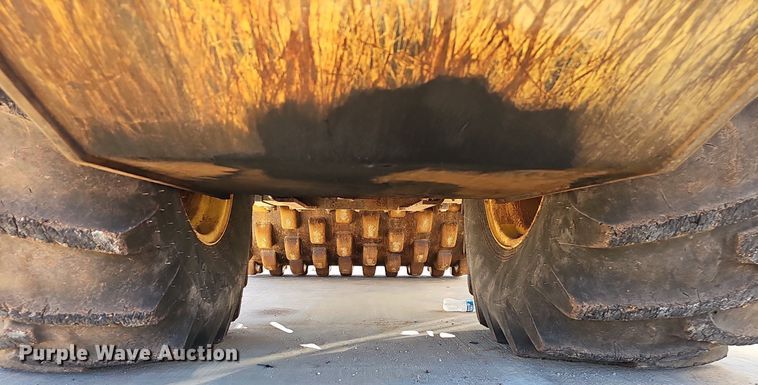 image for item NP9102 2012 Bomag BW213PDH-40  single drum vibratory roller