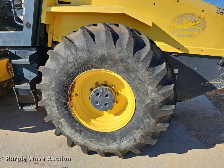 image for item NP9102 2012 Bomag BW213PDH-40  single drum vibratory roller