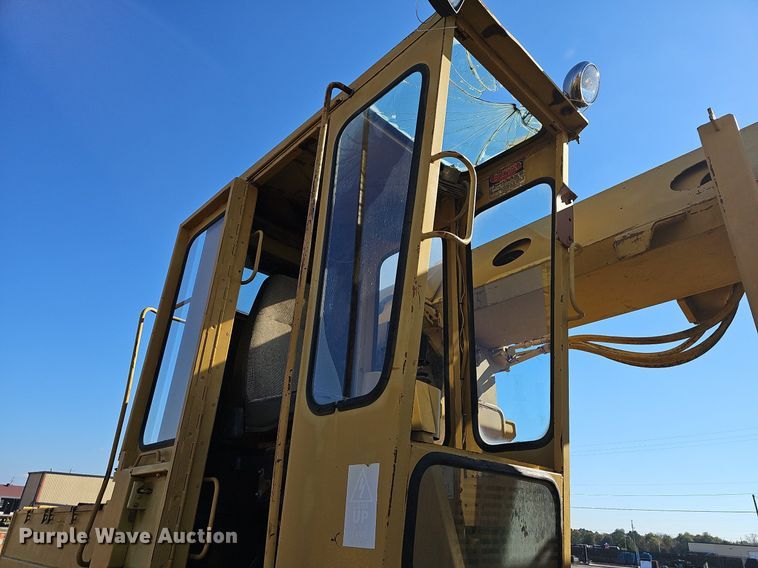 image for item NP9116 1997 Gradall G3WD  wheeled excavator