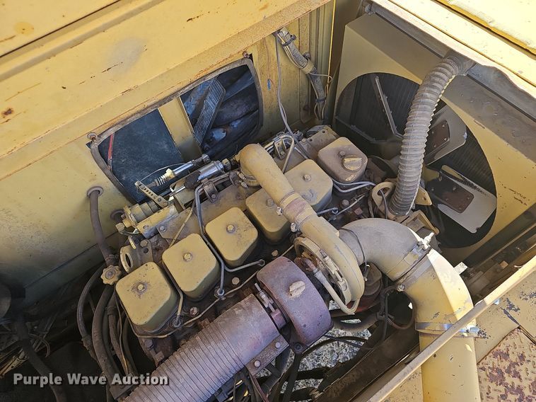 image for item NP9116 1997 Gradall G3WD  wheeled excavator