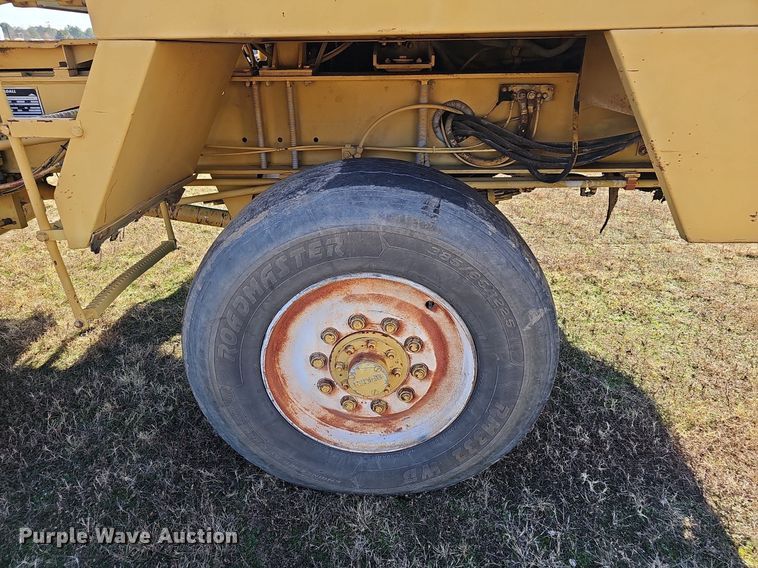 image for item NP9116 1997 Gradall G3WD  wheeled excavator