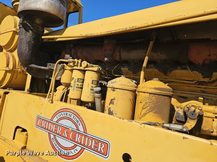 image for item NP9120 1973 Caterpillar 825B  soil compactor