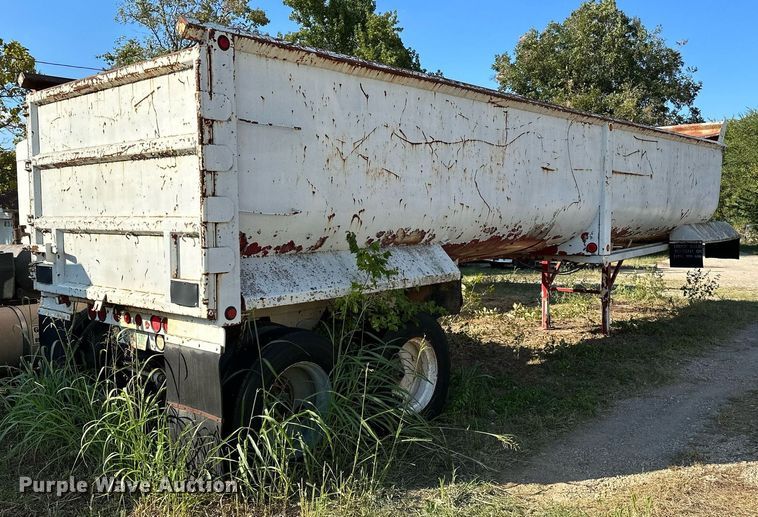 image for item NQ9341 1999 Shop built  end dump trailer