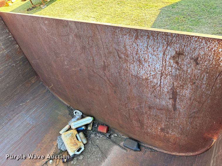 image for item NQ9341 1999 Shop built  end dump trailer