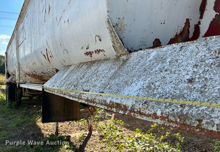 image for item NQ9341 1999 Shop built  end dump trailer