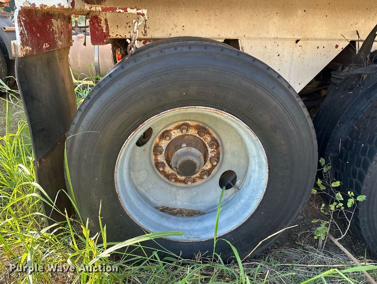 image for item NQ9341 1999 Shop built  end dump trailer