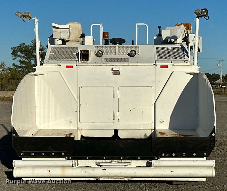 image for item NQ9470 2011 Roadtec RP-195E  paver