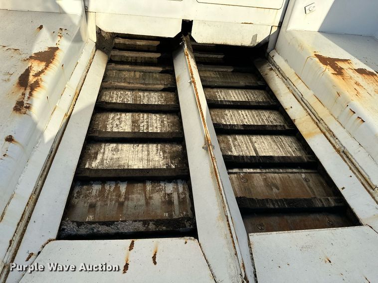 image for item NQ9470 2011 Roadtec RP-195E  paver