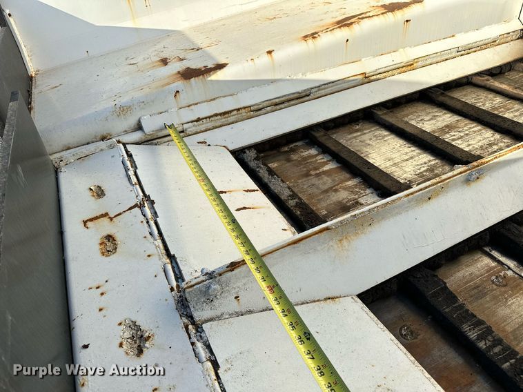 image for item NQ9470 2011 Roadtec RP-195E  paver