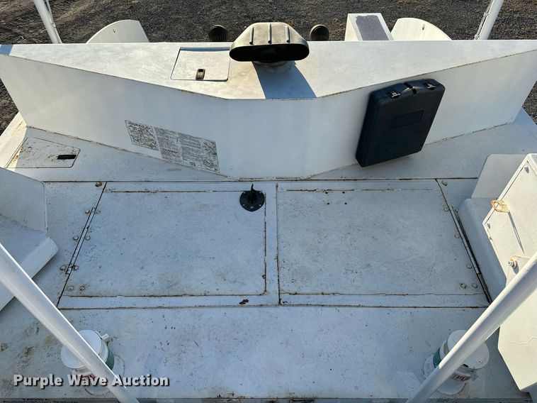 image for item NQ9470 2011 Roadtec RP-195E  paver