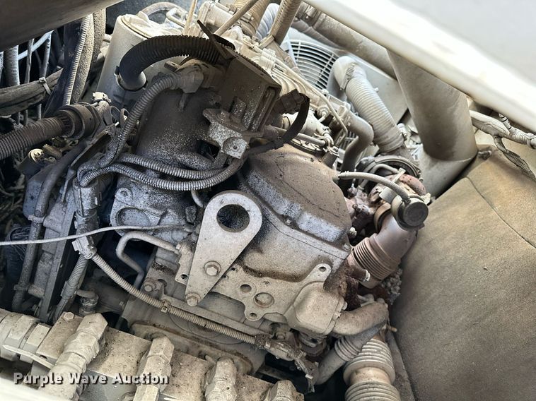 image for item NQ9470 2011 Roadtec RP-195E  paver