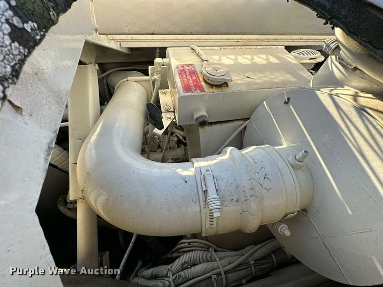 image for item NQ9470 2011 Roadtec RP-195E  paver