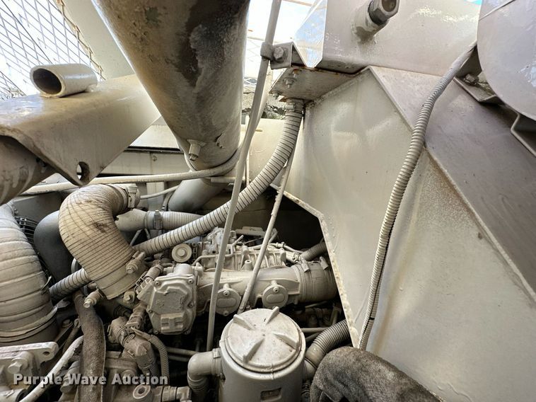 image for item NQ9470 2011 Roadtec RP-195E  paver