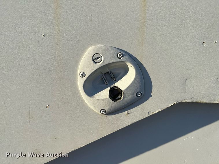 image for item NQ9470 2011 Roadtec RP-195E  paver