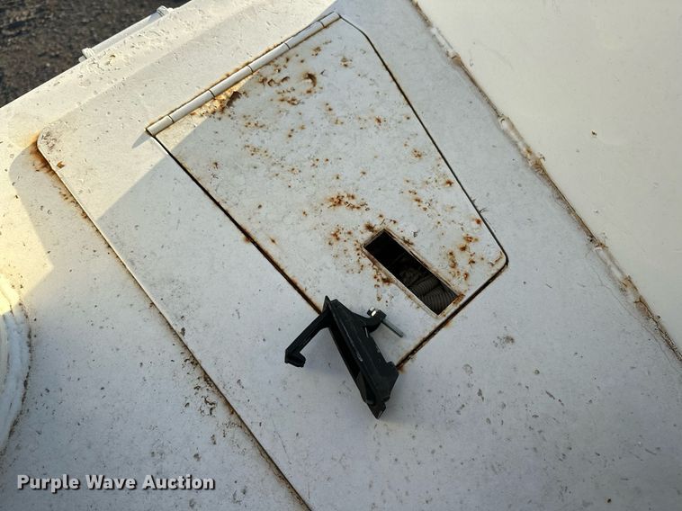 image for item NQ9470 2011 Roadtec RP-195E  paver