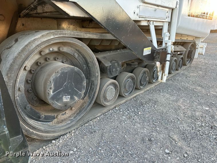 image for item NQ9470 2011 Roadtec RP-195E  paver