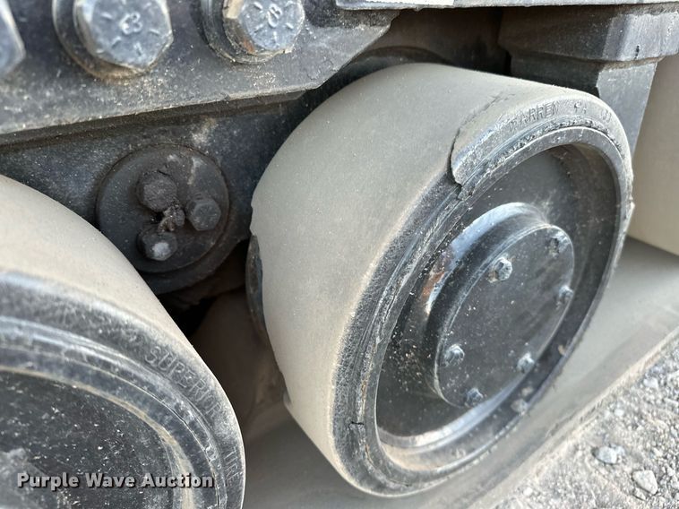 image for item NQ9470 2011 Roadtec RP-195E  paver