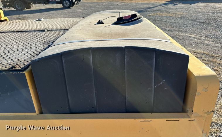 image for item NQ9472 Volvo PT125R  pneumatic roller