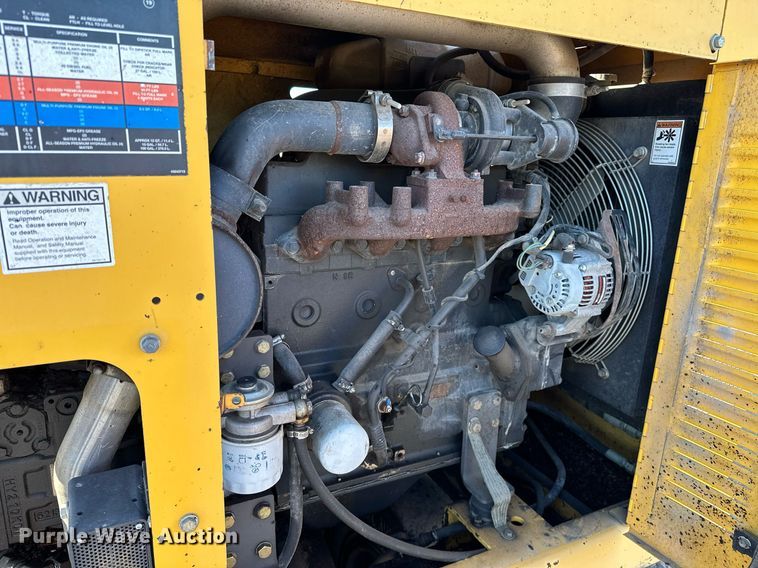 image for item NQ9472 Volvo PT125R  pneumatic roller