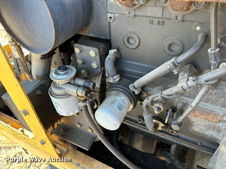 image for item NQ9472 Volvo PT125R  pneumatic roller