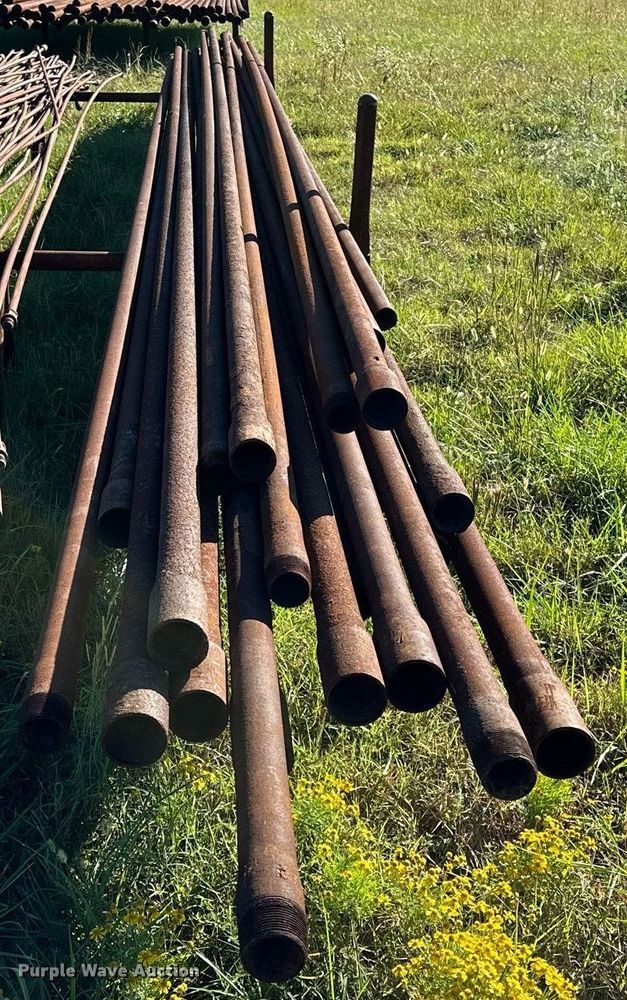 image for item NQ9473 Approximately 24 joints of pipe
