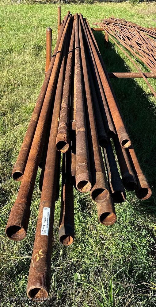 image for item NQ9473 Approximately 24 joints of pipe