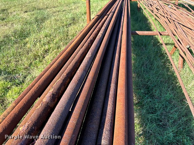 image for item NQ9473 Approximately 24 joints of pipe