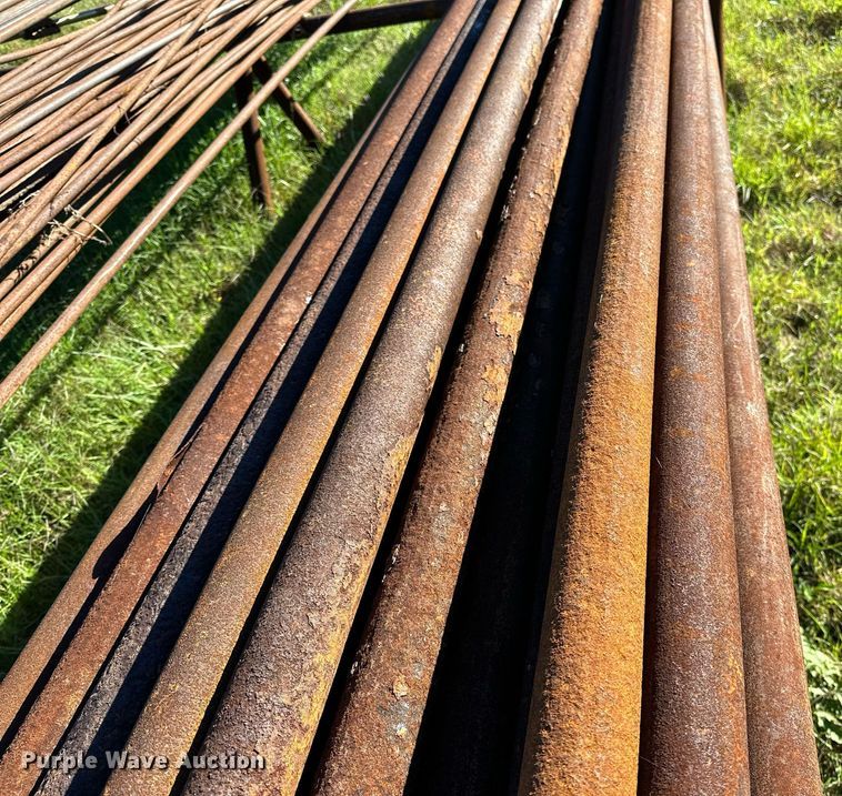 image for item NQ9473 Approximately 24 joints of pipe