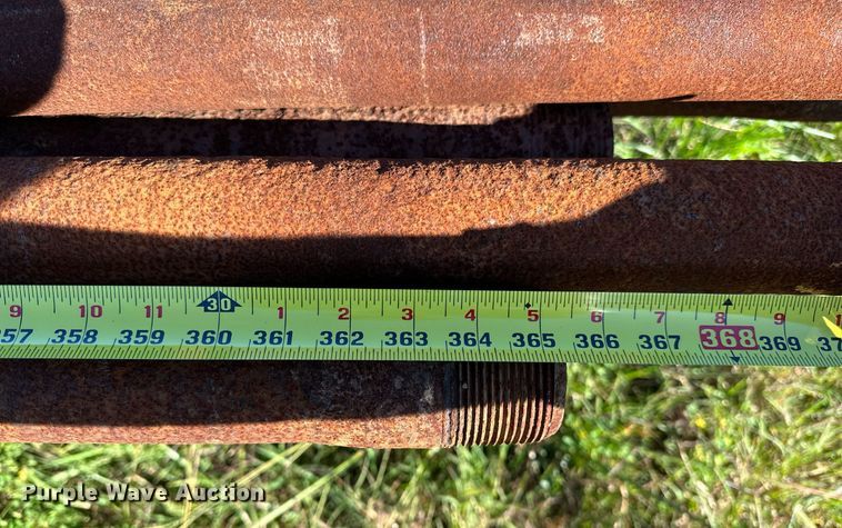 image for item NQ9473 Approximately 24 joints of pipe