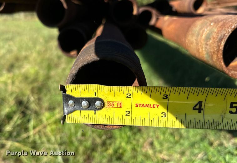 image for item NQ9473 Approximately 24 joints of pipe