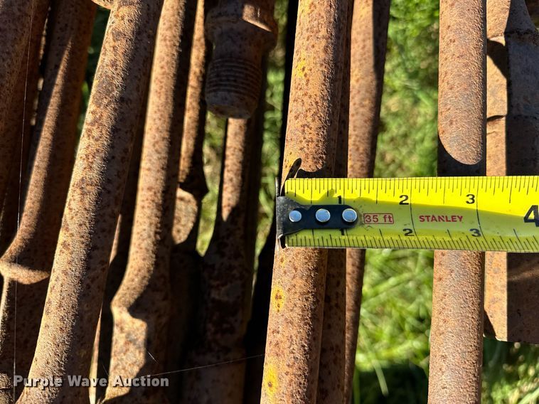 image for item NQ9474 Approximately 60 joints of sucker rod