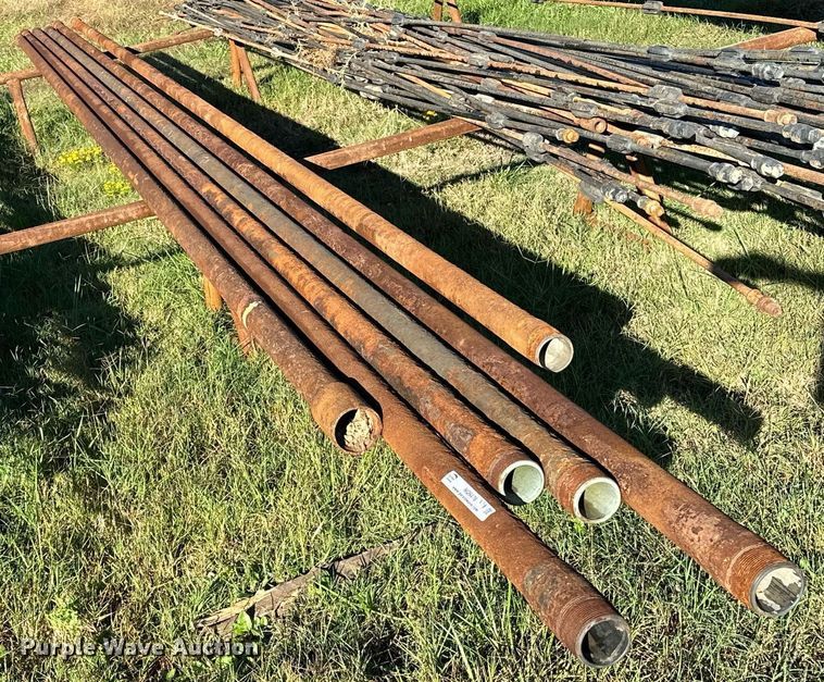 image for item NQ9476 Approximately 6 joints of pipe