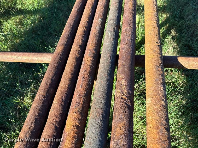 image for item NQ9476 Approximately 6 joints of pipe