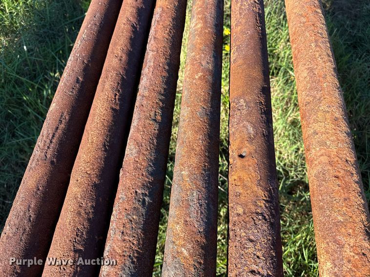 image for item NQ9476 Approximately 6 joints of pipe