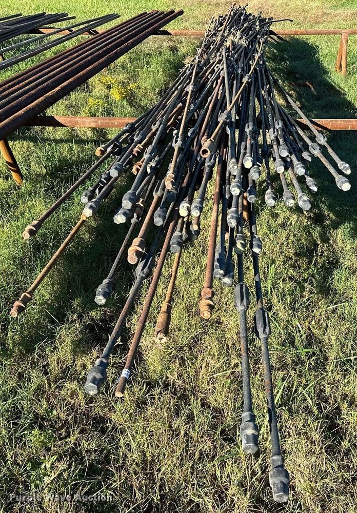 image for item NQ9477 Approximately 50 joints of sucker rod