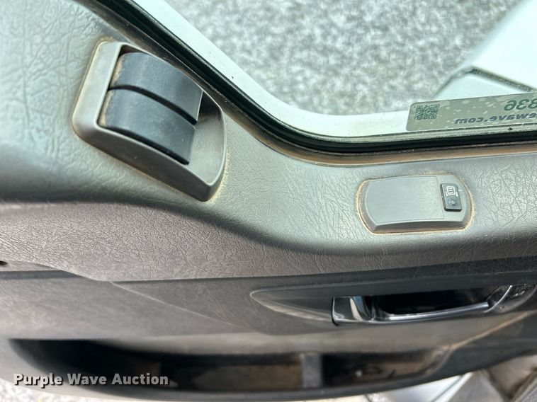 image for item NQ9836 2007 Kenworth T300  dump truck