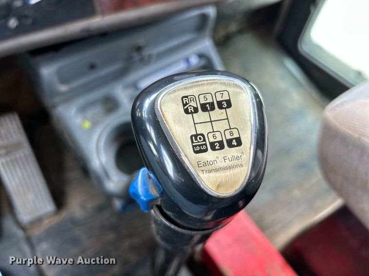 image for item NQ9836 2007 Kenworth T300  dump truck